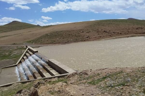 ۳۰ میلیارد ریال عملیات آبخیزداری برای مهدی‌شهر در حال انجام است