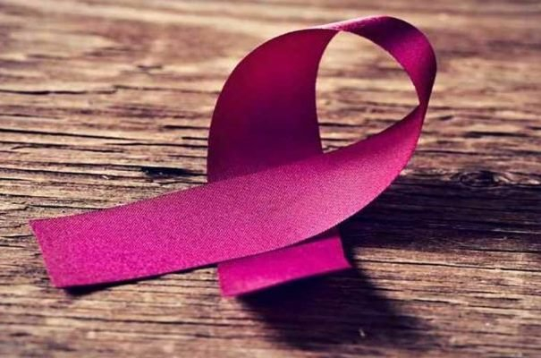 عدم تحرک فیزیکی و هورمون درمانی از فاکتورهای پرخطر سرطان سینه