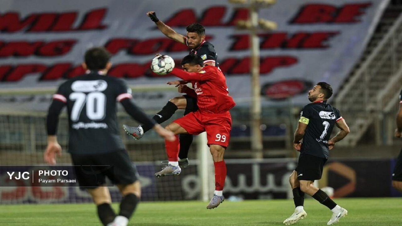 آشتیانی: بازی پرسپولیس و تراکتور کیفیت لازم را نداشت