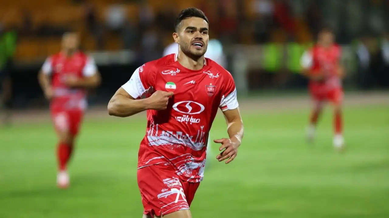 بانوی پیر خواستگار اورونوف شد