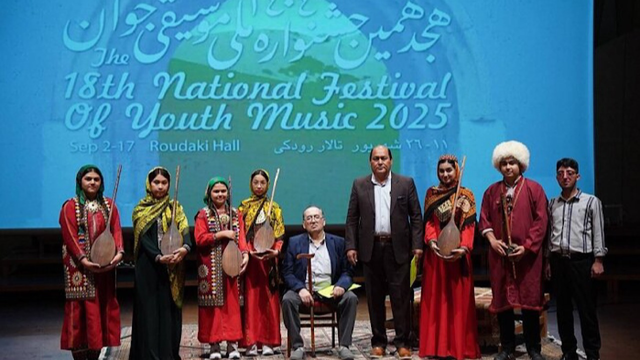 حضور پررنگ نوجوانان و جوانان ترکمنی در روز هفتم جشنواره موسیقی جوان