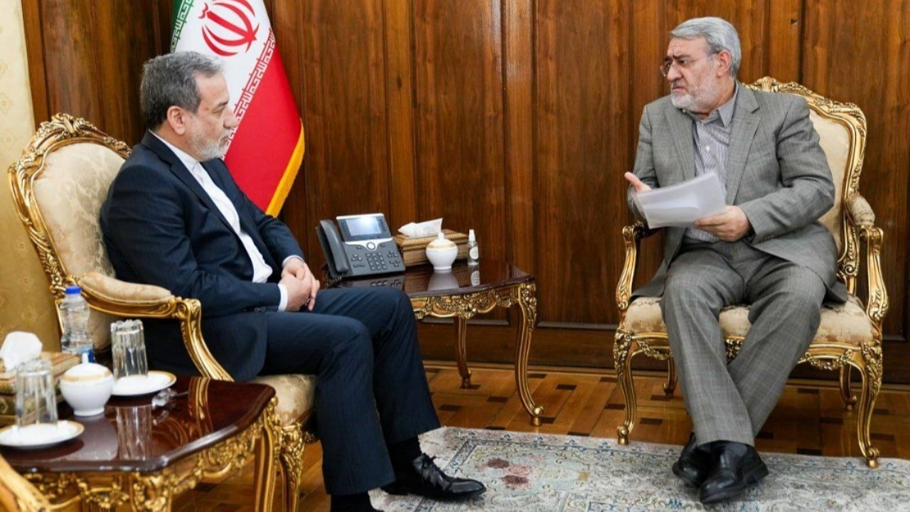 دیدار سفیر جدید ایران در چین با وزیر امور خارجه
