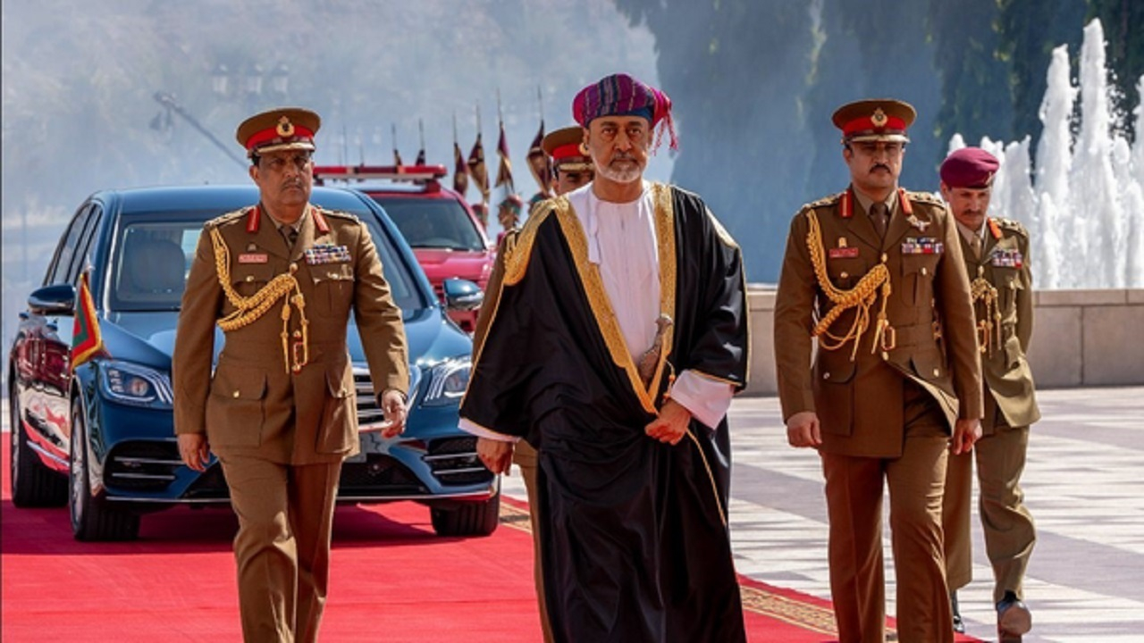 سلطان عمان با پوتین دیدار میکند