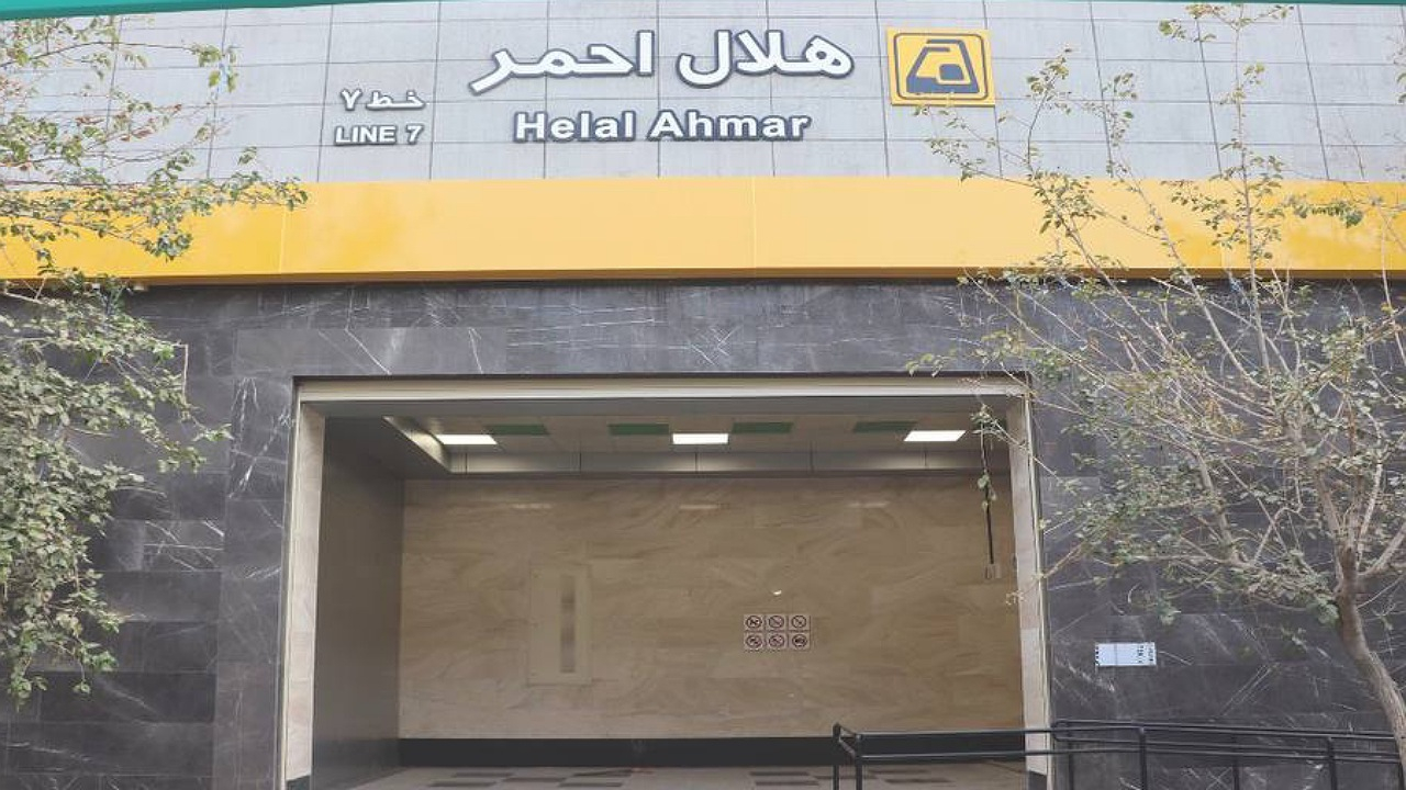 بهرهبرداری از ورودی جدید جنوبی ایستگاه مترو هلالاحمر در منطقه ۱۱