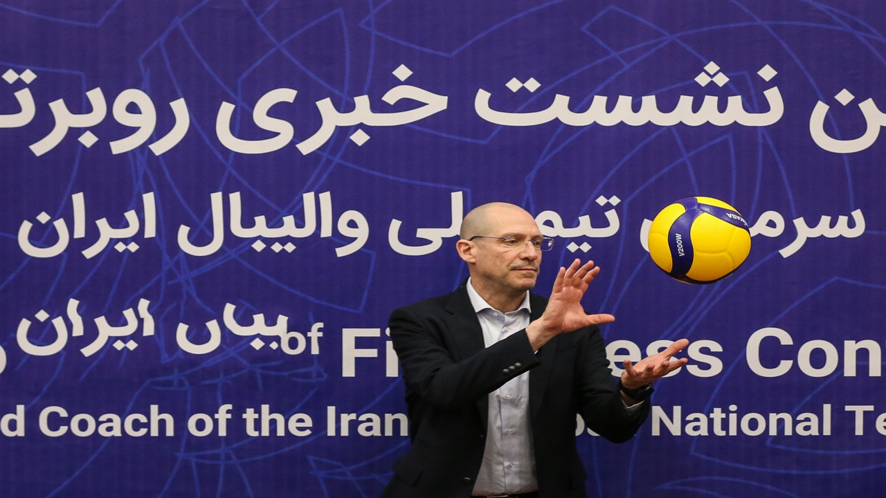 پیاتزا پنجشنبه وارد تهران میشود