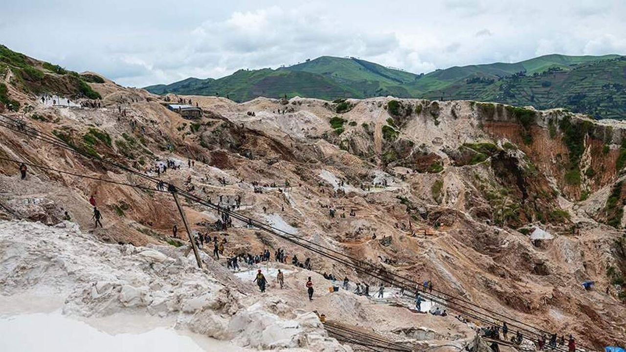 ریزشی مرگبار در معدن روبابیا + فیلم