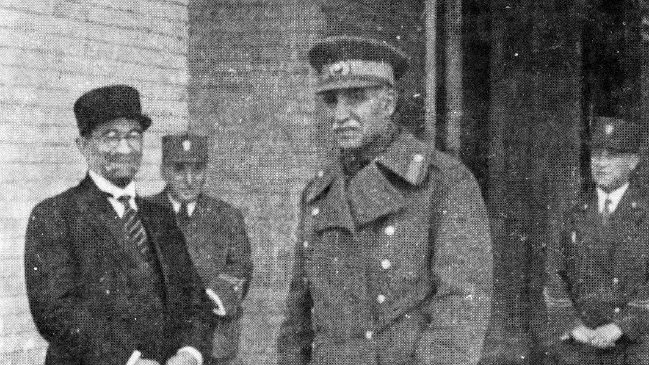 شب قبل از انقراض قاجاریه در زیرزمین خانه رضاخان چه گذشت؟