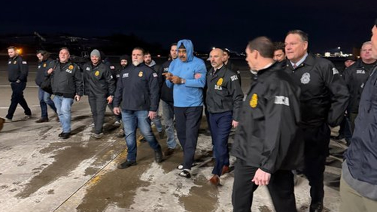 گفته می شود رئیسجمهور ونزوئلا اکنون در زندان نیویورک است+ فیلم