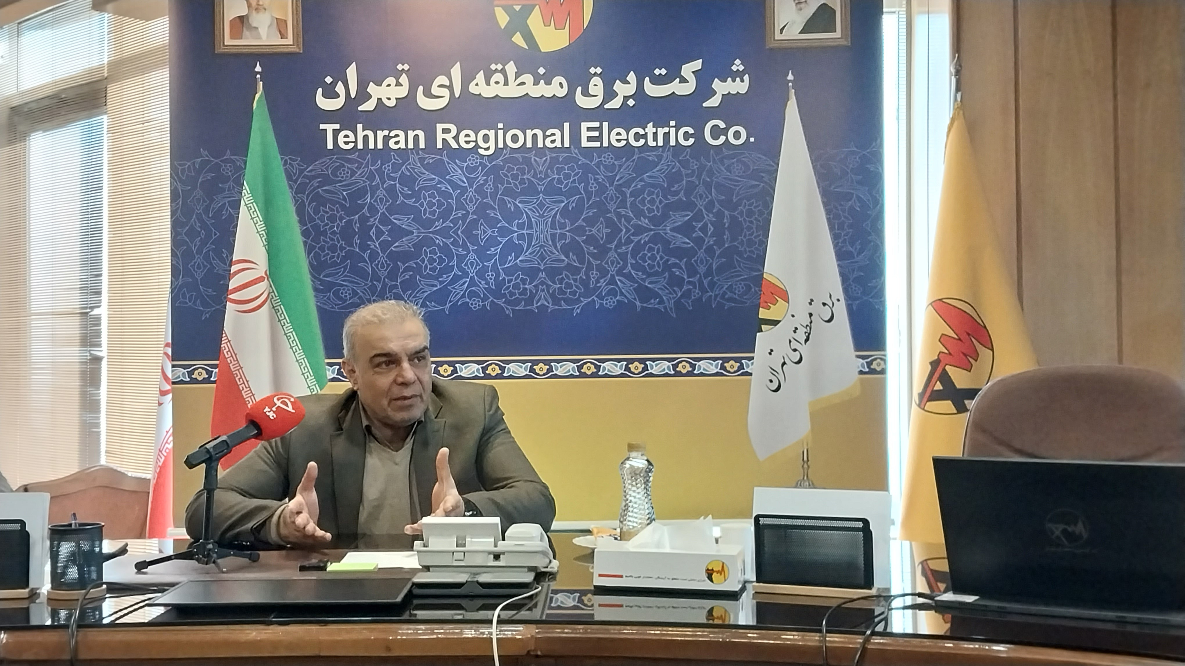 نیروگاه‌های خورشیدی در تهران یکی از اولویت‌ها/ شناسایی ۳۵۰ هزار ساختمان برای تولید برق خورشیدی