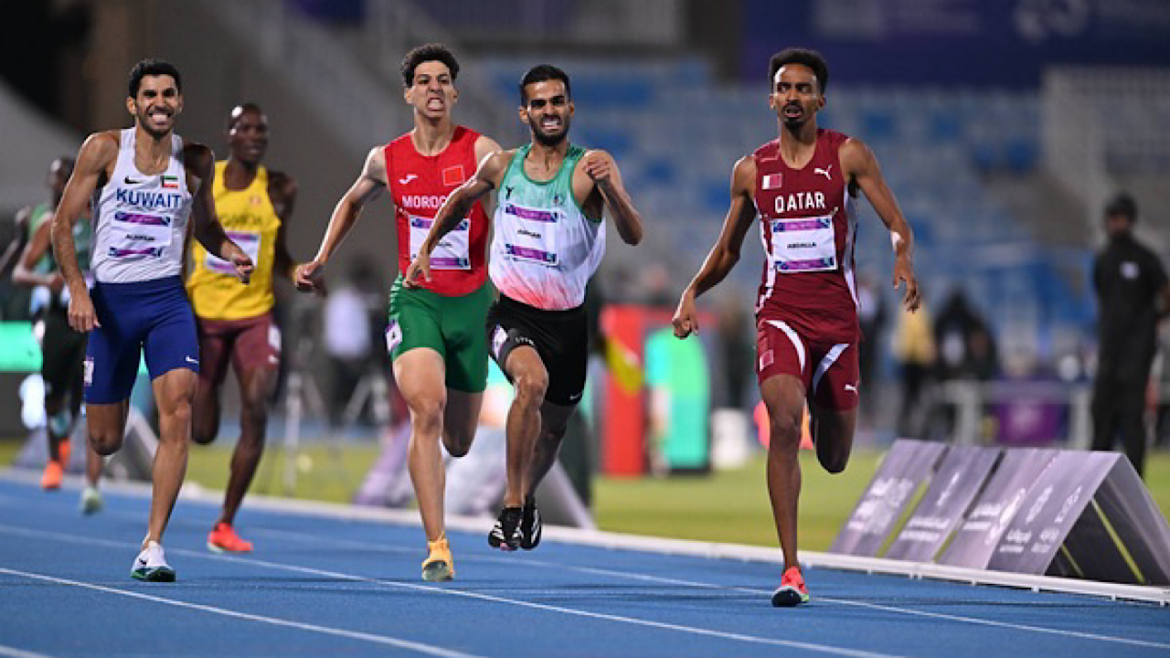 مدال طلای کشور‌های اسلامی بر گردن دونده ایرانی