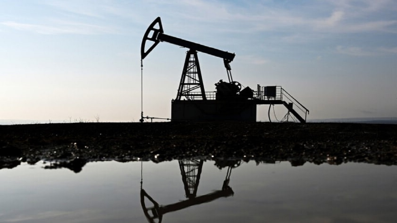 نفت در سراشیبی؛ صلح اوکراین اشباع بازار را کلید زد؟