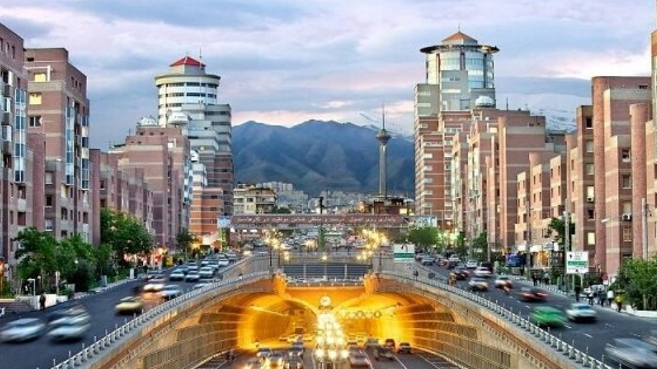 هر دو مسیر تونل توحید امشب مسدود است