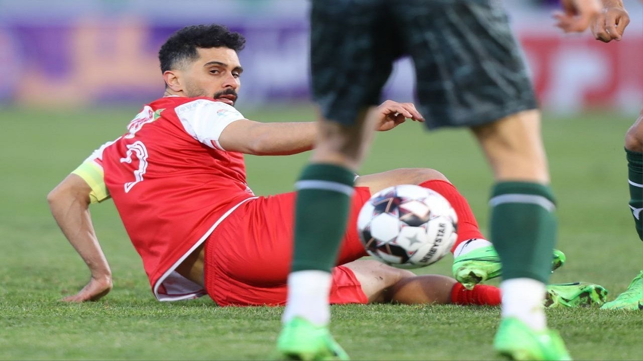 پرسپولیس ۰ - ۰ ذوب آهن/ گزارش زنده بازی