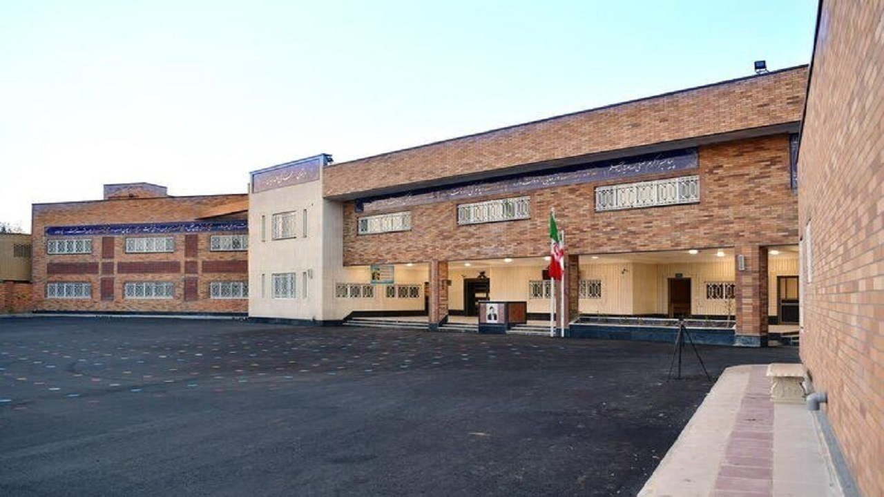 فعالیت ۱۰ هزار بانوی خیّر مدرسه‌ساز در خارج کشور