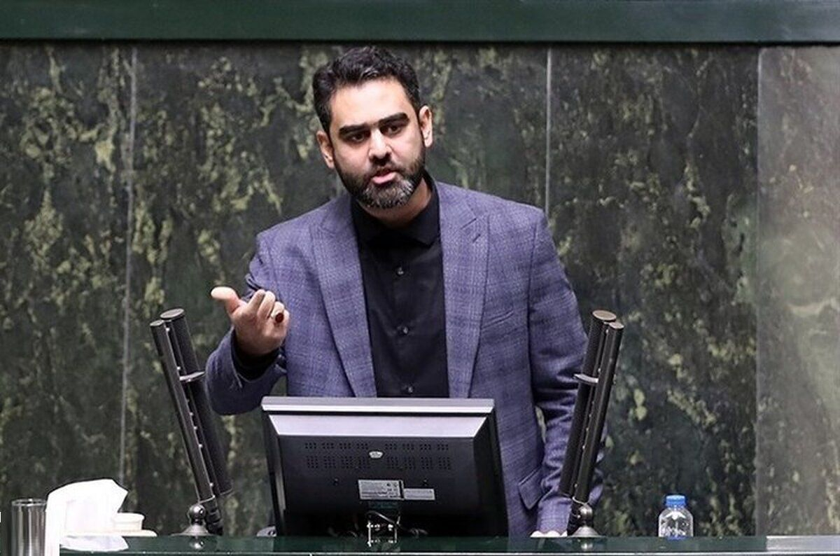 وزیر راه و شهرسازی درباره انعقاد قرارداد با بابک زنجانی باید توضیح بدهد