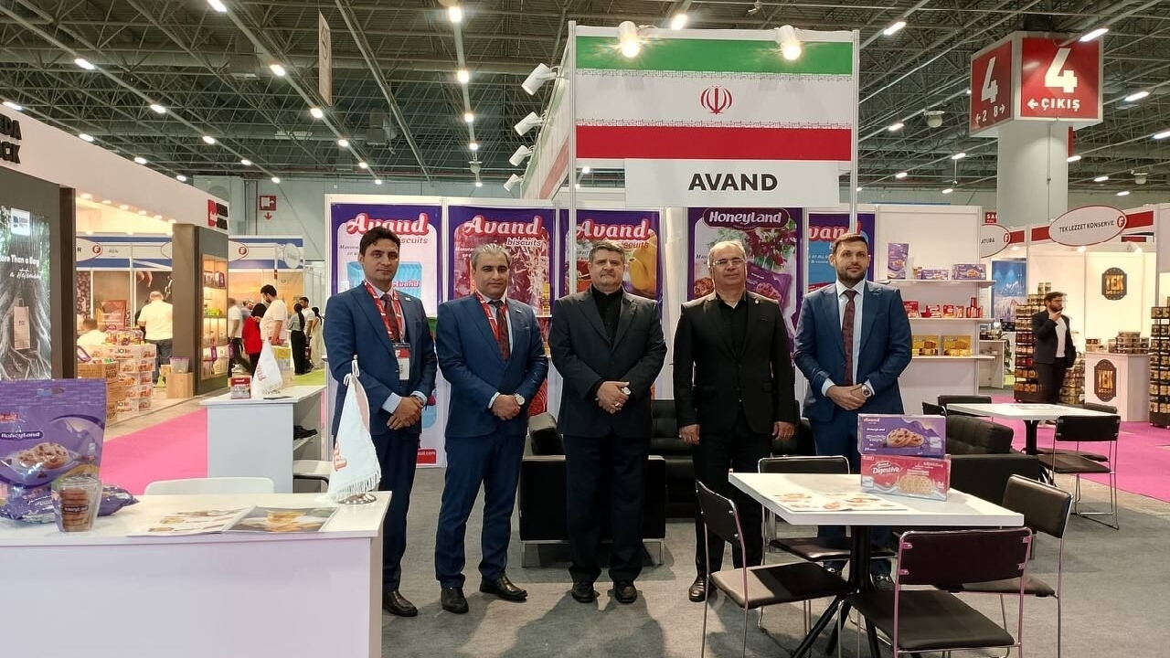 پرچم بالای ایران در نمایشگاه مواد غذایی استانبول