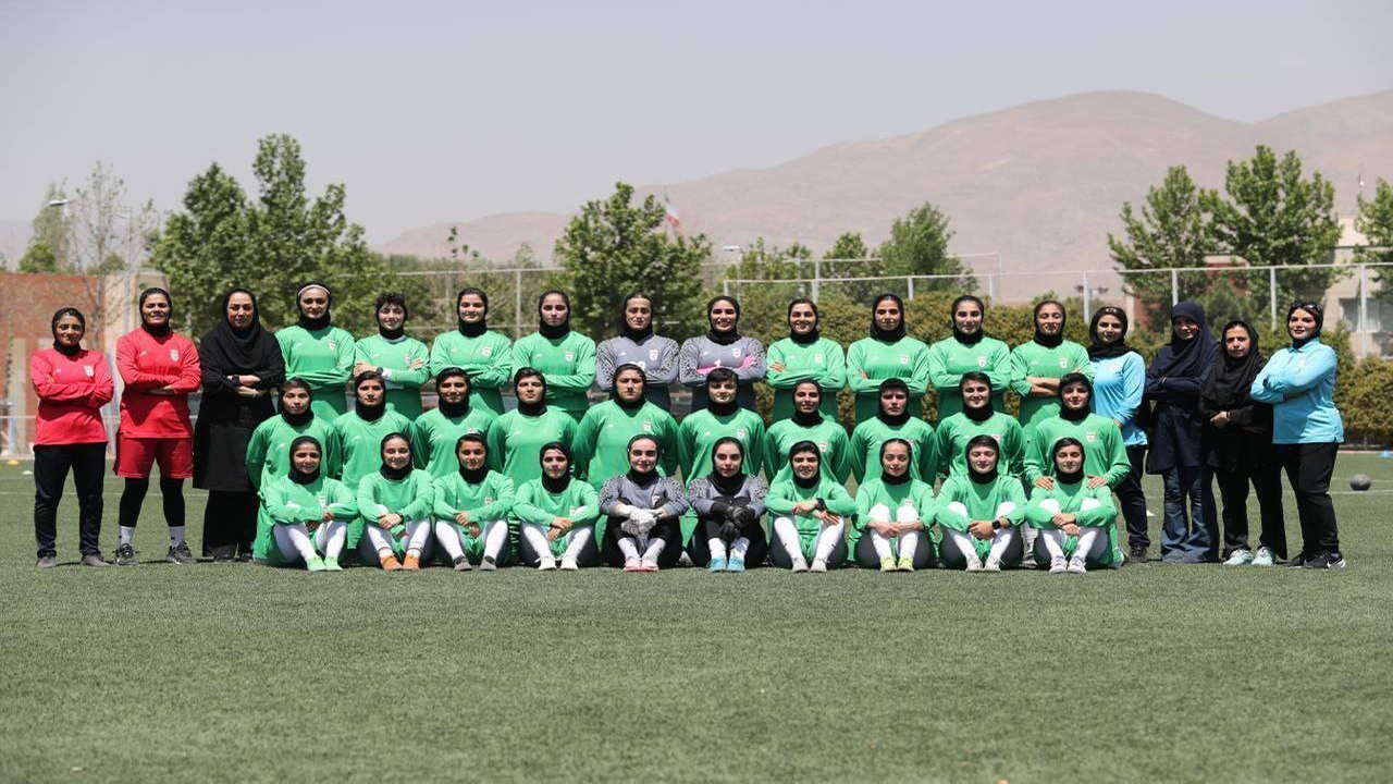 دختران ایران با نام «کاروان مقاومت» در راه اردن