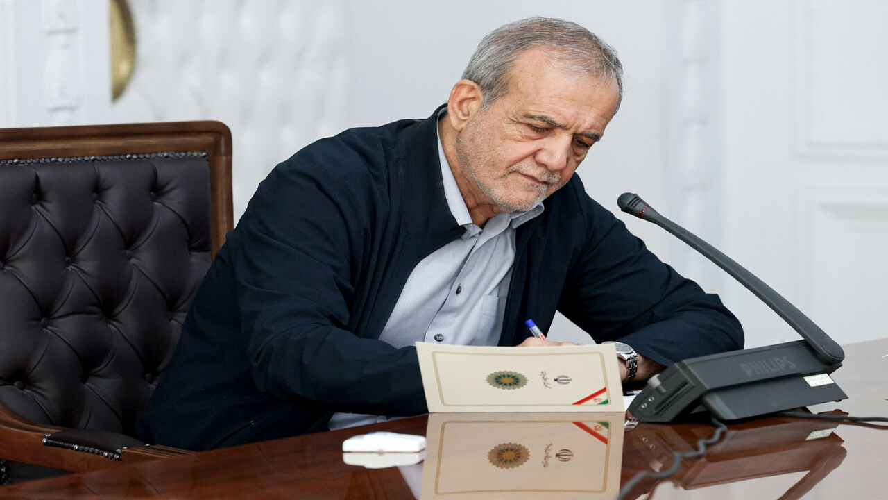 رئیس جمهور فرارسیدن روز مادر را تبریک گفت