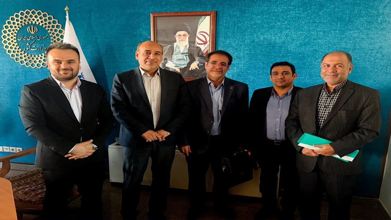 نشست مشترک فدراسیون نجات غریق با وزارت کشور برگزار شد.