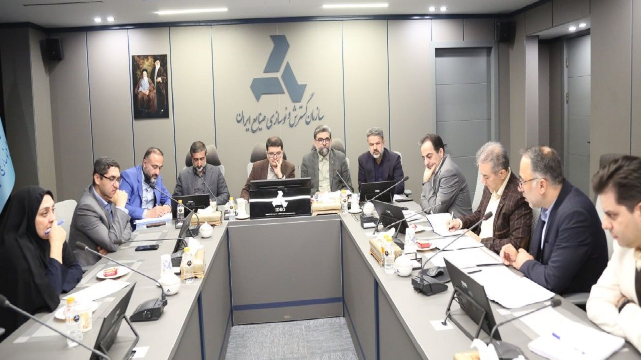 تشکیل کارگروه مشترک ارزی برای تأمین ناوگان ریلی