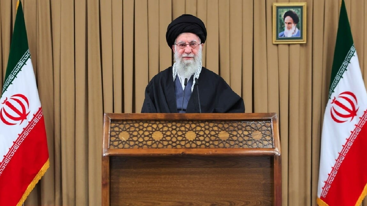 وقتی اختلافات خانواده بزرگ ایران در برابر دشمن کنار می‌رود + فیلم