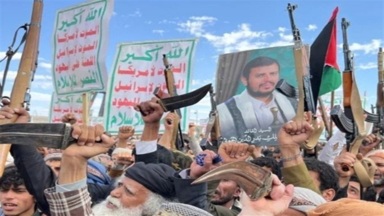 تحلیلگر آمریکایی: یمنی‌ها در سمت درست تاریخ ایستاده‌اند + فیلم