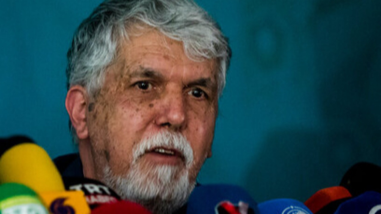 پیگیری برای حل معضل کاخ جشنواره