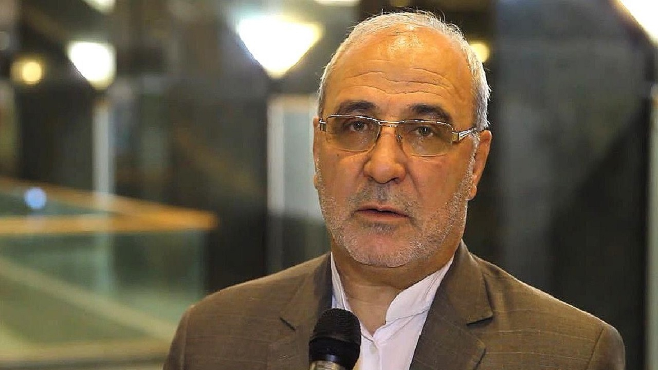 نرخ بنزین سهمیهای تغییر نمیکند/ مخالف حذف ارز ترجیحی هستیم