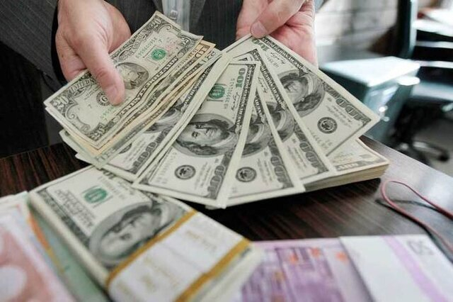 مبنای تسعیر ارز بانکها برای نیمه اول سال، نرخ حواله مرکز مبادله در تاریخ ۳۱ شهریور اعلام شد