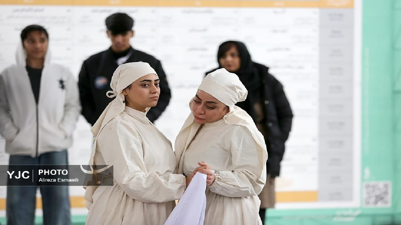 غفلت رسانهای مانع توسعه تئاتر شده است