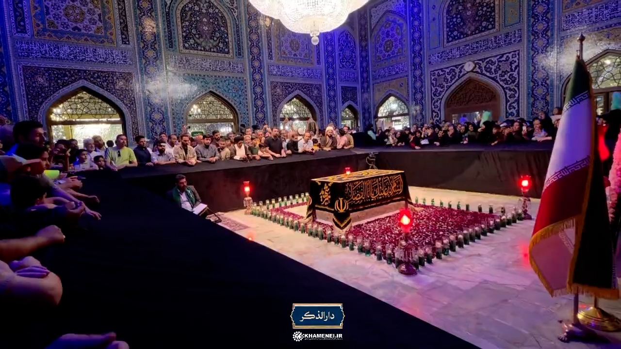 تصاویر تایملپس از لحظه حضور عاشقان رهبر شهید در اطراف مزار ایشان + فیلم