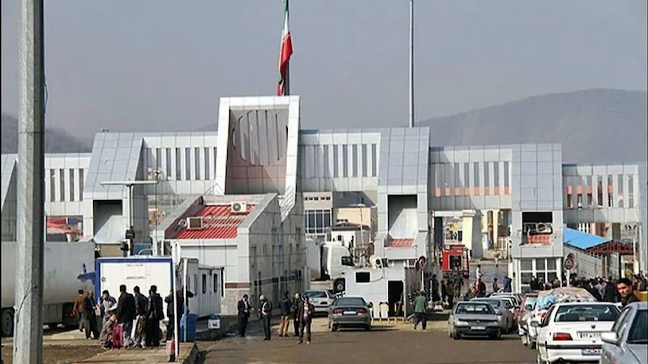خللی در روند تجارت ایران با کشورهای همسایه در جنگ تحمیلی ۱۲ روزه ایجاد نشد