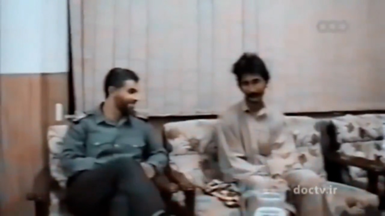 فیلمی از لحظه امان‌نامه گرفتن «عیدوک» از حاج قاسم