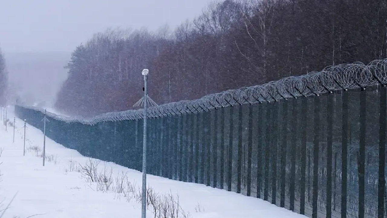 لیتوانی به دلیل ورود بالن‌ها از بلاروس وضعیت فوق‌العاده اعلام کرد