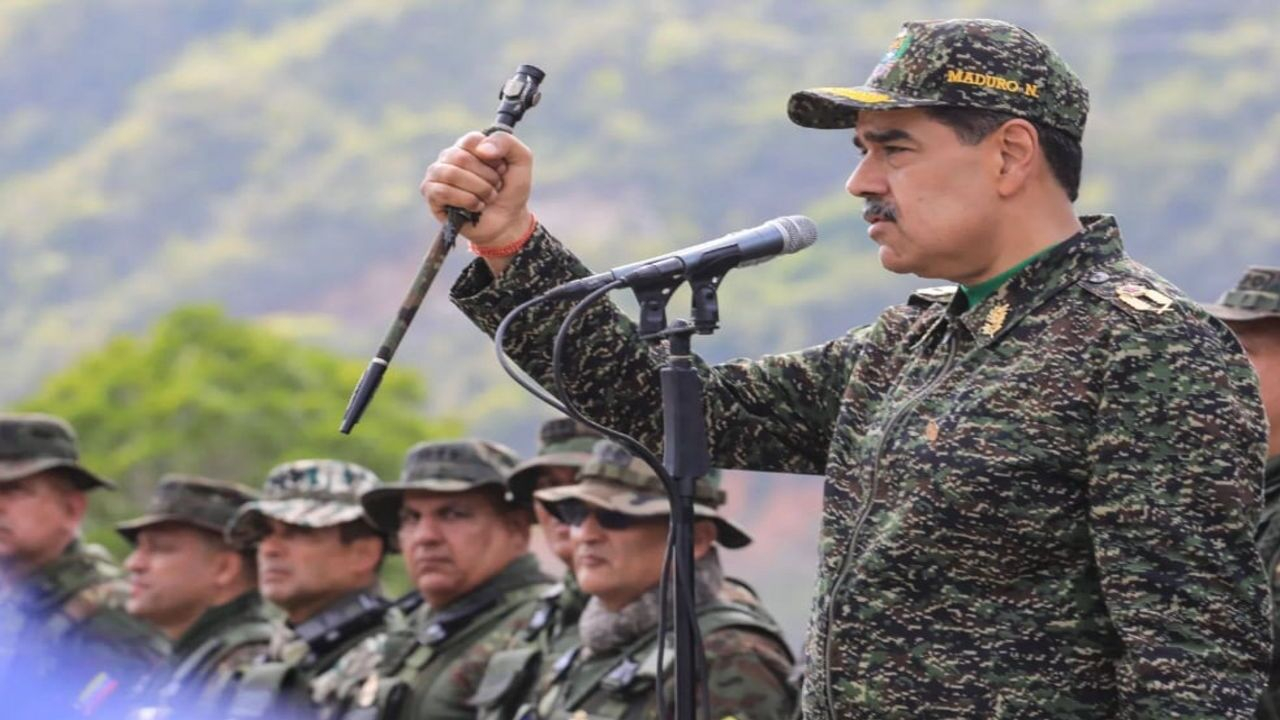 مادورو طرح مقابله مسلحانه با آمریکا را تصویب کرد