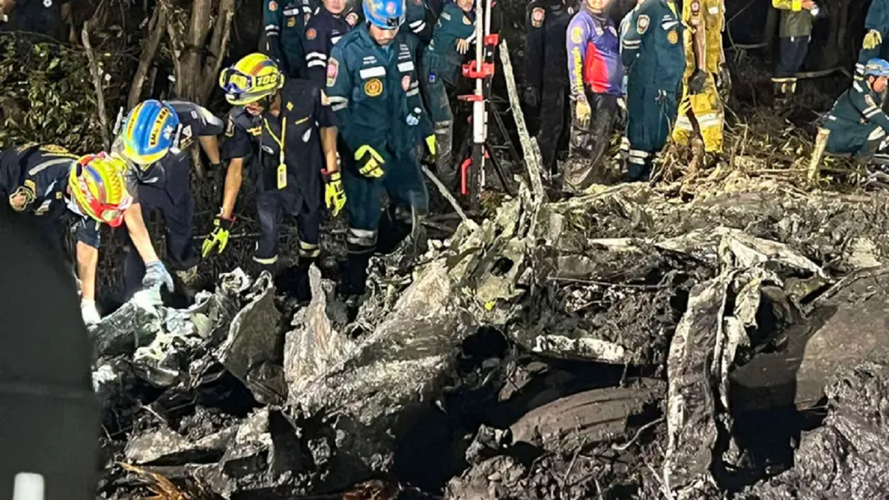 سقوط هواپیمای نظامی تایلند؛ دو خلبان جان باختند