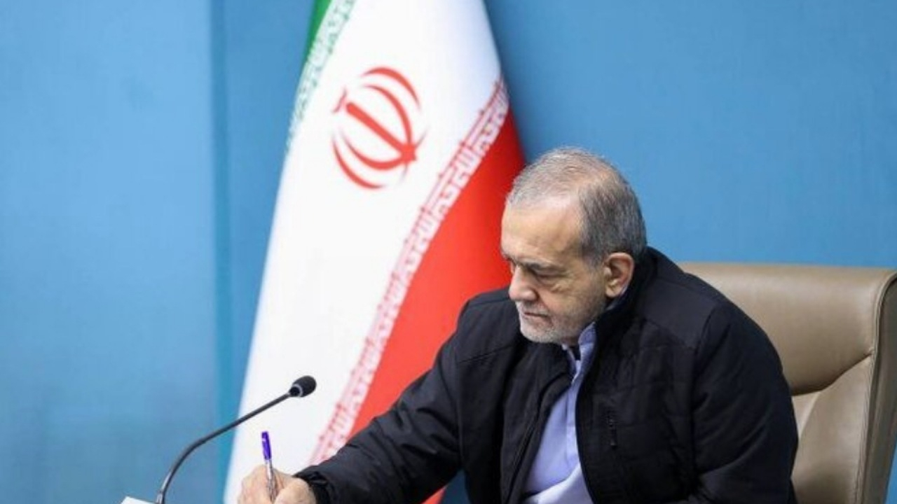 پزشکیان: تمام «صنایع آببر» در سواحل جنوبی توسعه پیدا کنند