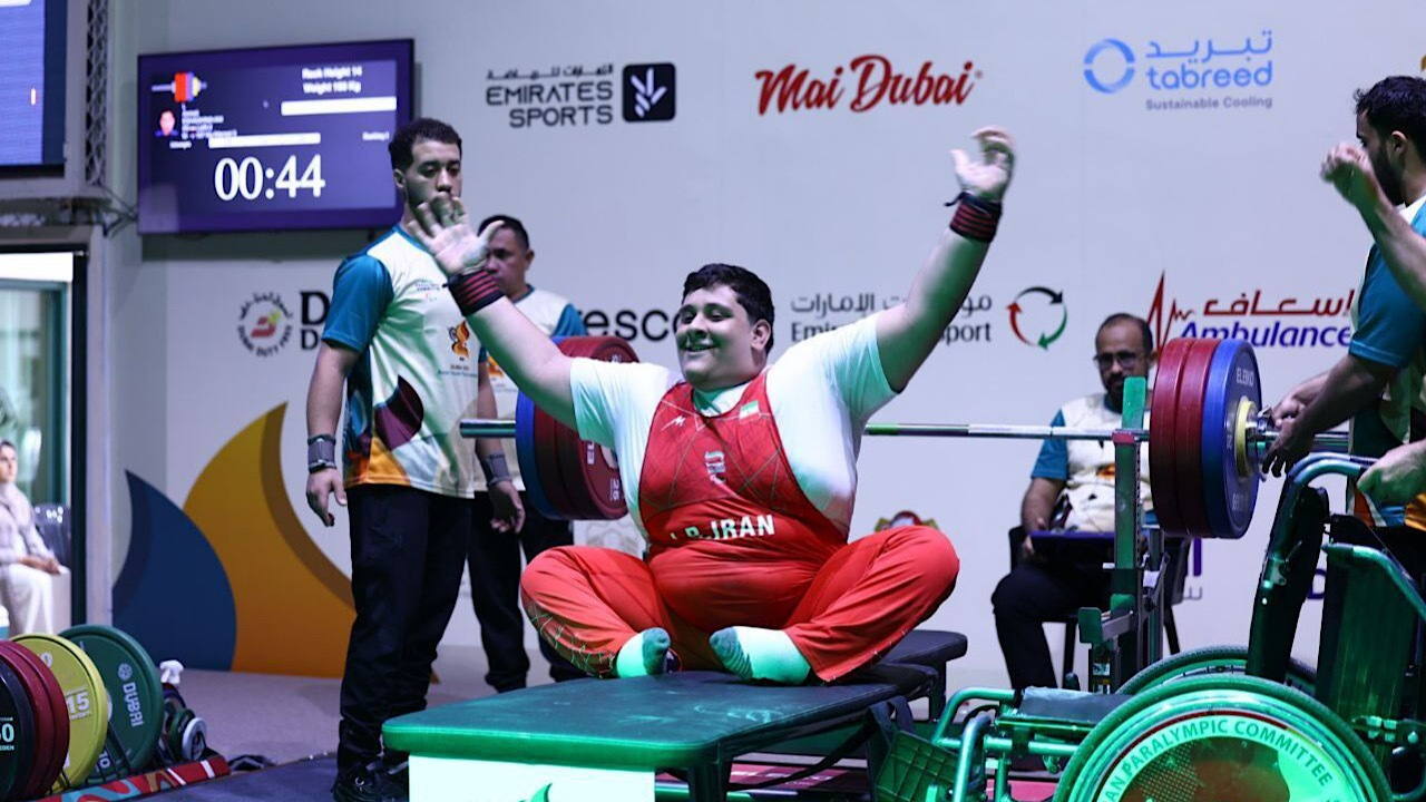 عنایتالهی و اسحاقنیا در پاراوزنهبرداری طلایی شدند