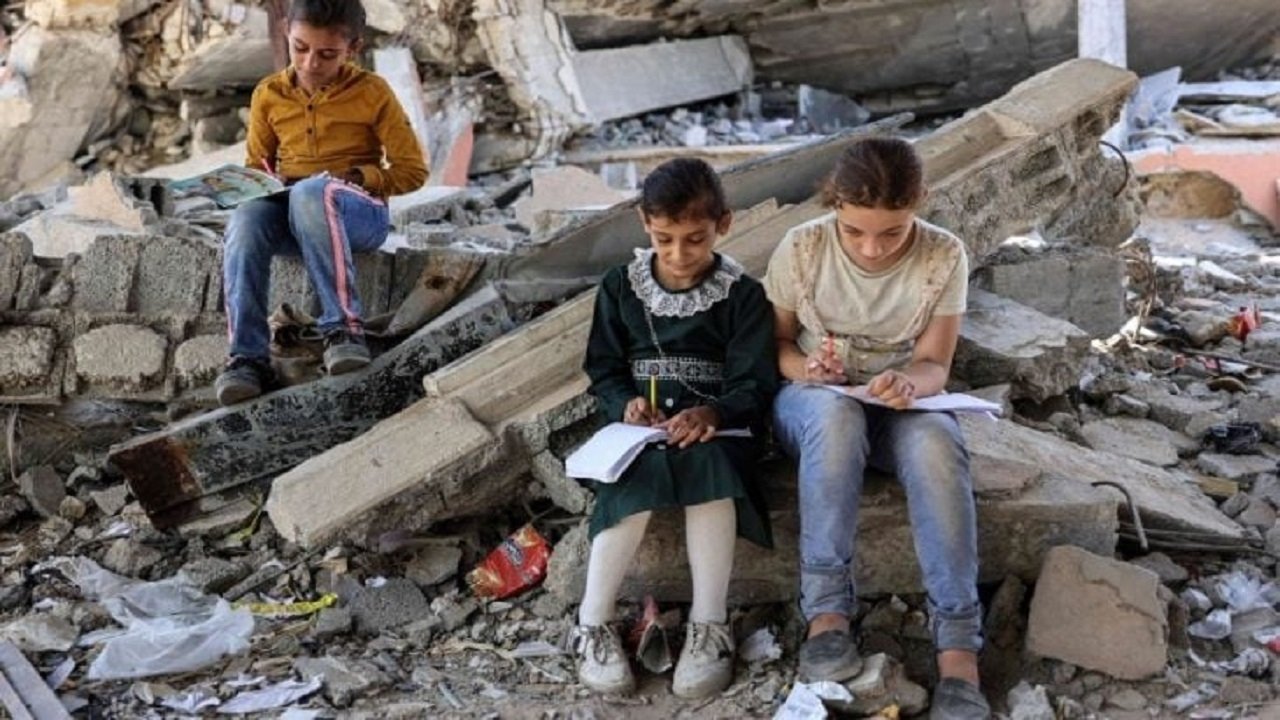 شهادت بیش از ۲۰ هزار دانش آموز فلسطینی در جنگ دوساله غزه