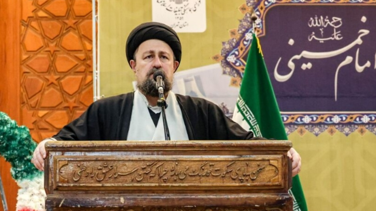 سیدحسن خمینی: راز ماندگاری انقلاب، نفی وابستگی به خارج و تکیه بر مردم است