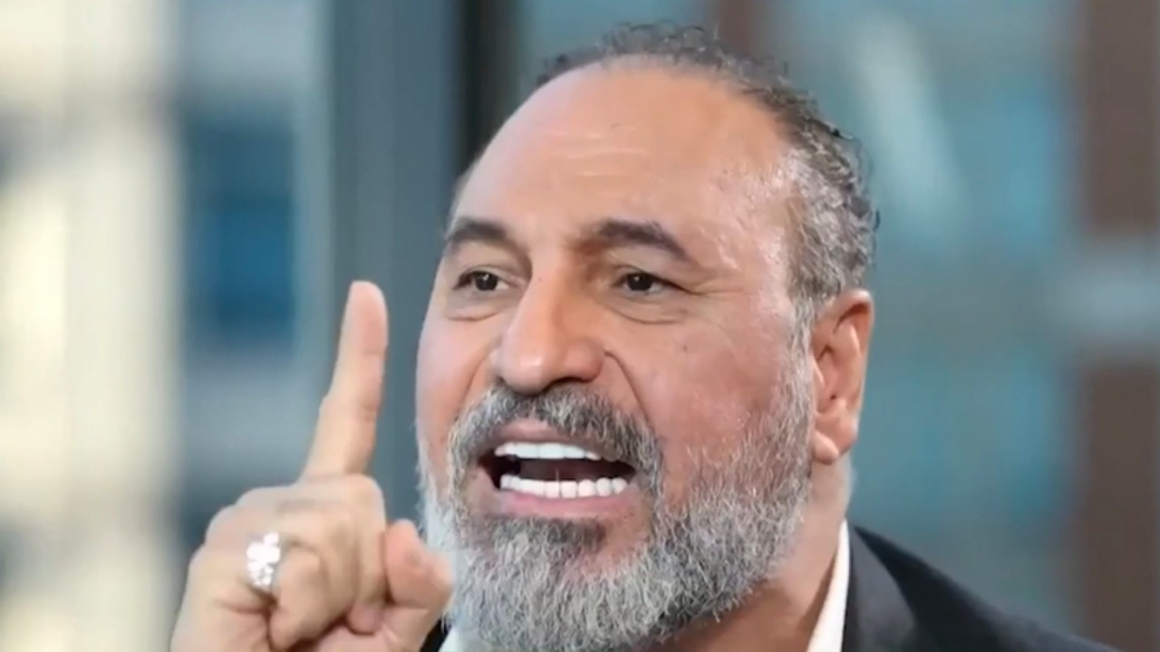 خشم و اعتراف بازیگر فراری از عدم همراهی هنرمندان خارجنشین با براندازها! + فیلم