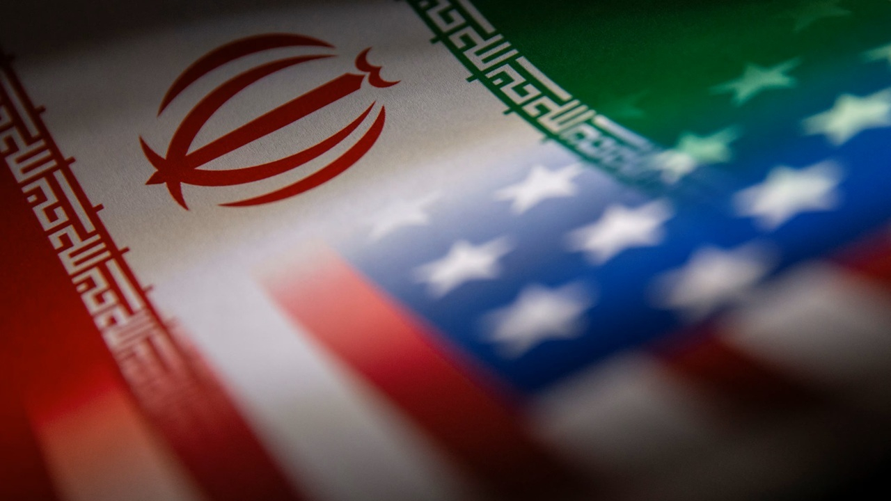 مروری بر نیم قرن دشمنی آمریکا با ملت ایران + فیلم
