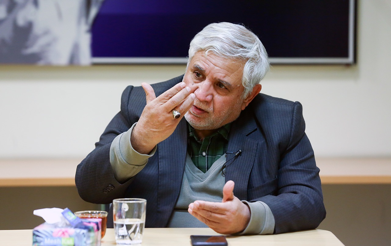 رفت‌وآمدهای وزیر امور خارجه به کشورهای همسایه تأثیرگذار بوده است