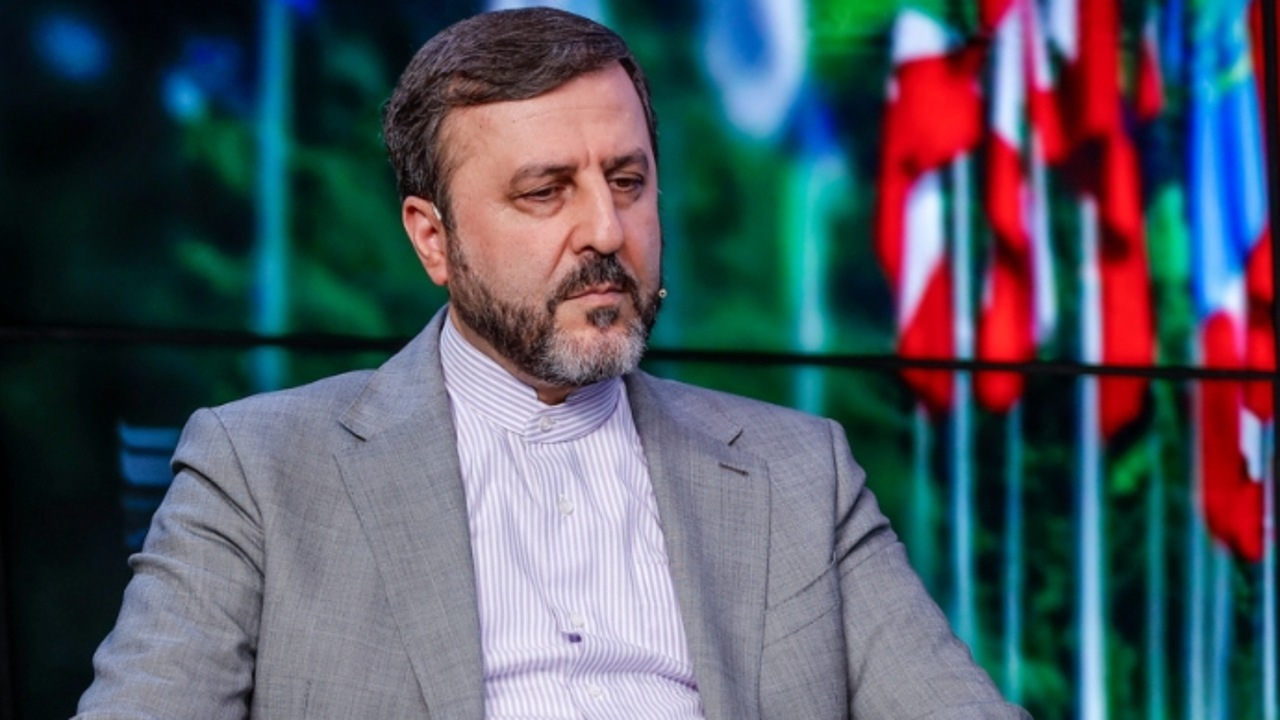 غریبآبادی: دوران تحمیل اراده با تهدید و تحریم رو به پایان است