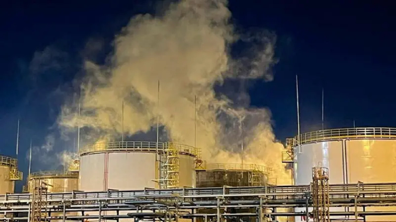 اوکراین مدعی هدف قرار دادن پالایشگاه نفت روسیه شد