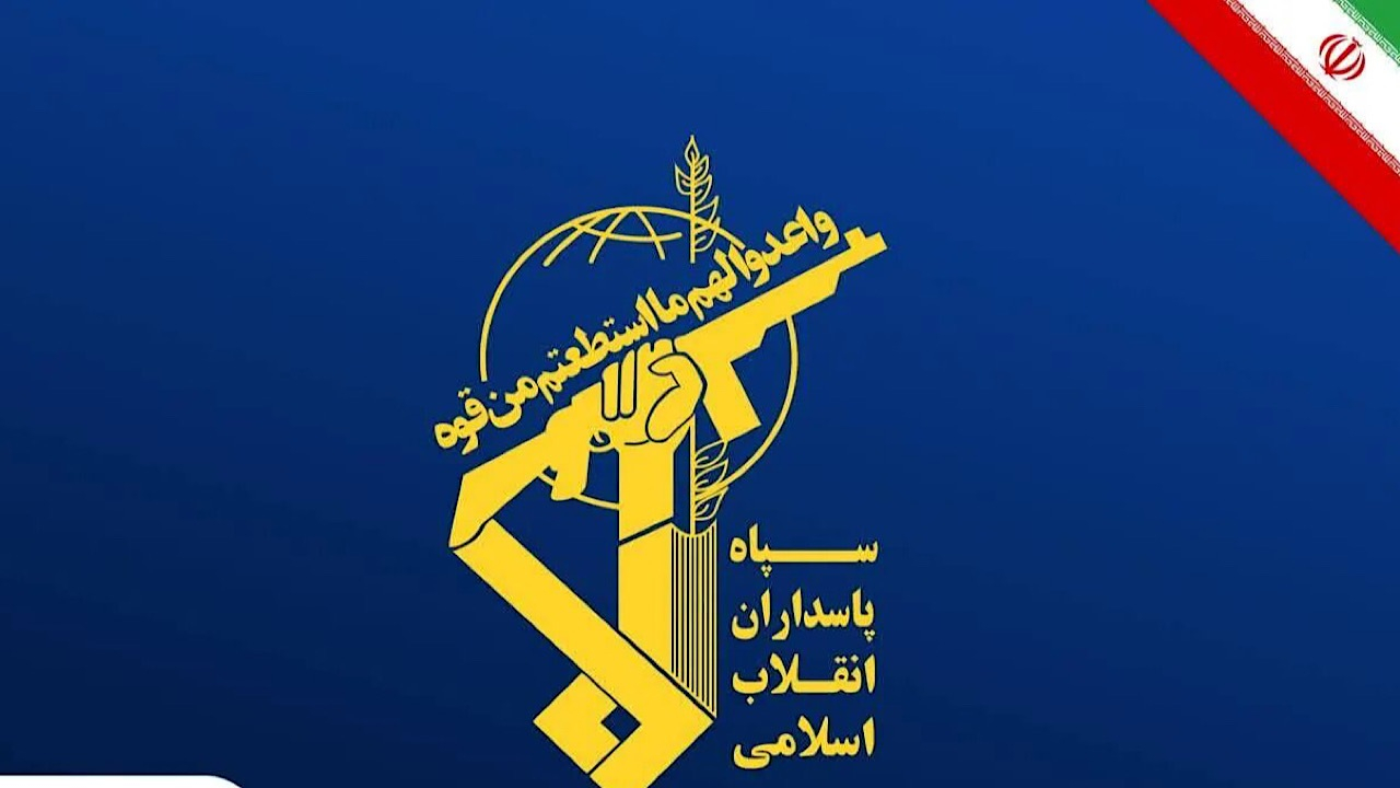 سپاه پاسداران: حملات از سر استیصال دشمن، قفل تنگه هرمز را محکمتر میکند