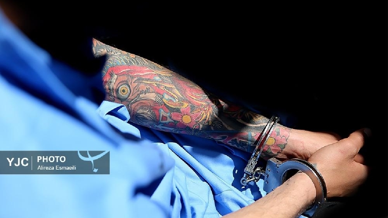 زمین‌گیر شدن سرکرده اوباش محله پیروزی + فیلم