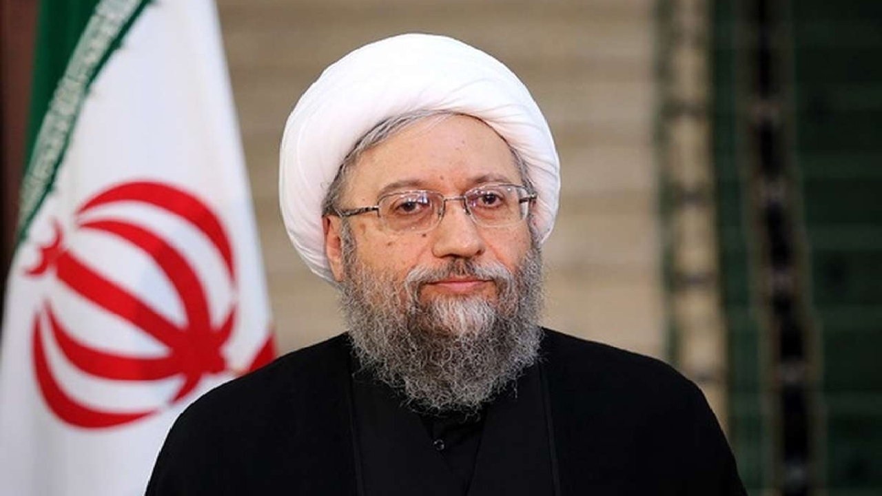 آملیلاریجانی: ترامپ درباره ایران هذیان میگوید