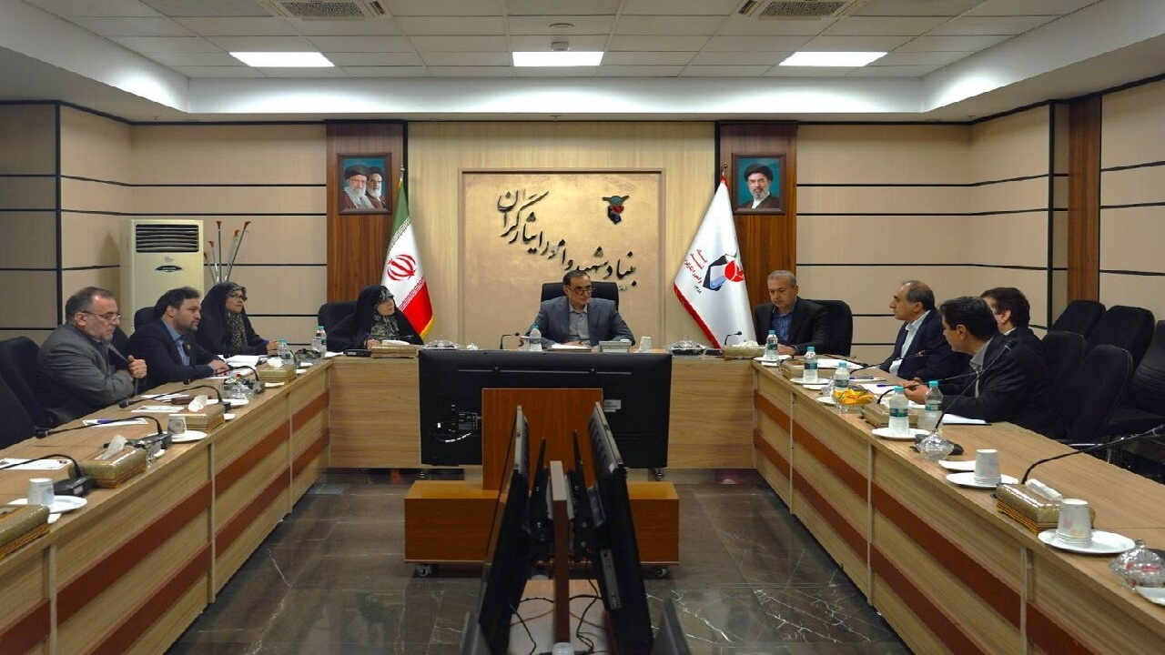 تاکید رئیس بنیاد شهید بر هوشمندسازی خدمات/ انجام مطالعات علمی ضروری است