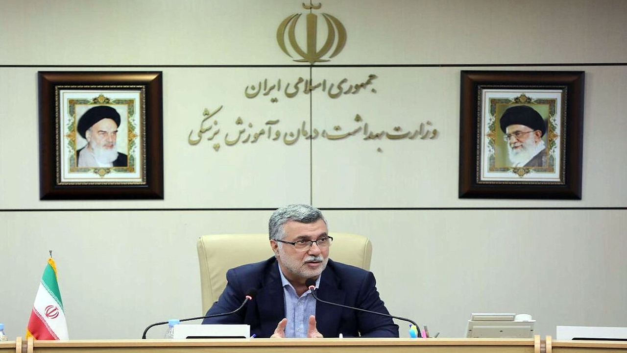 خودکفایی در تولید دارو و تجهیزات پزشکی از اولویتهای دولت چهاردهم است